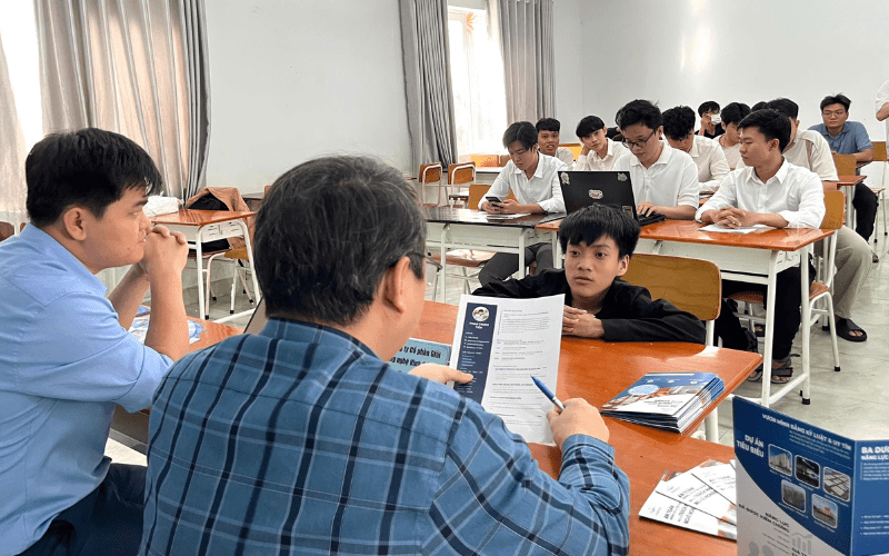 vbis-tuyen-dung-sinh-vien-ngay-hoi-khoa-hoc-sinh-vien-vien-cong-nghe-2025-dai-hoc-thu-dau-mot